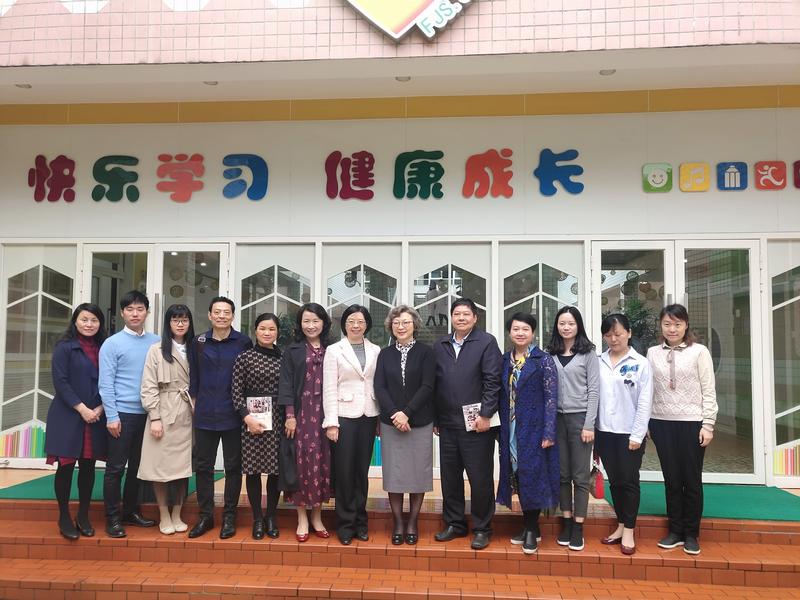 市妇联主席杨琪率团考察省妇联直属三所省示范性幼儿园
